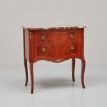 1077 4463 CHEST OF DRAWERS